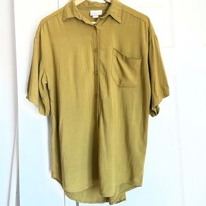 Vintage Rayon Button Up Men’s Dress Shirt Tee Olive Green Tarazzia